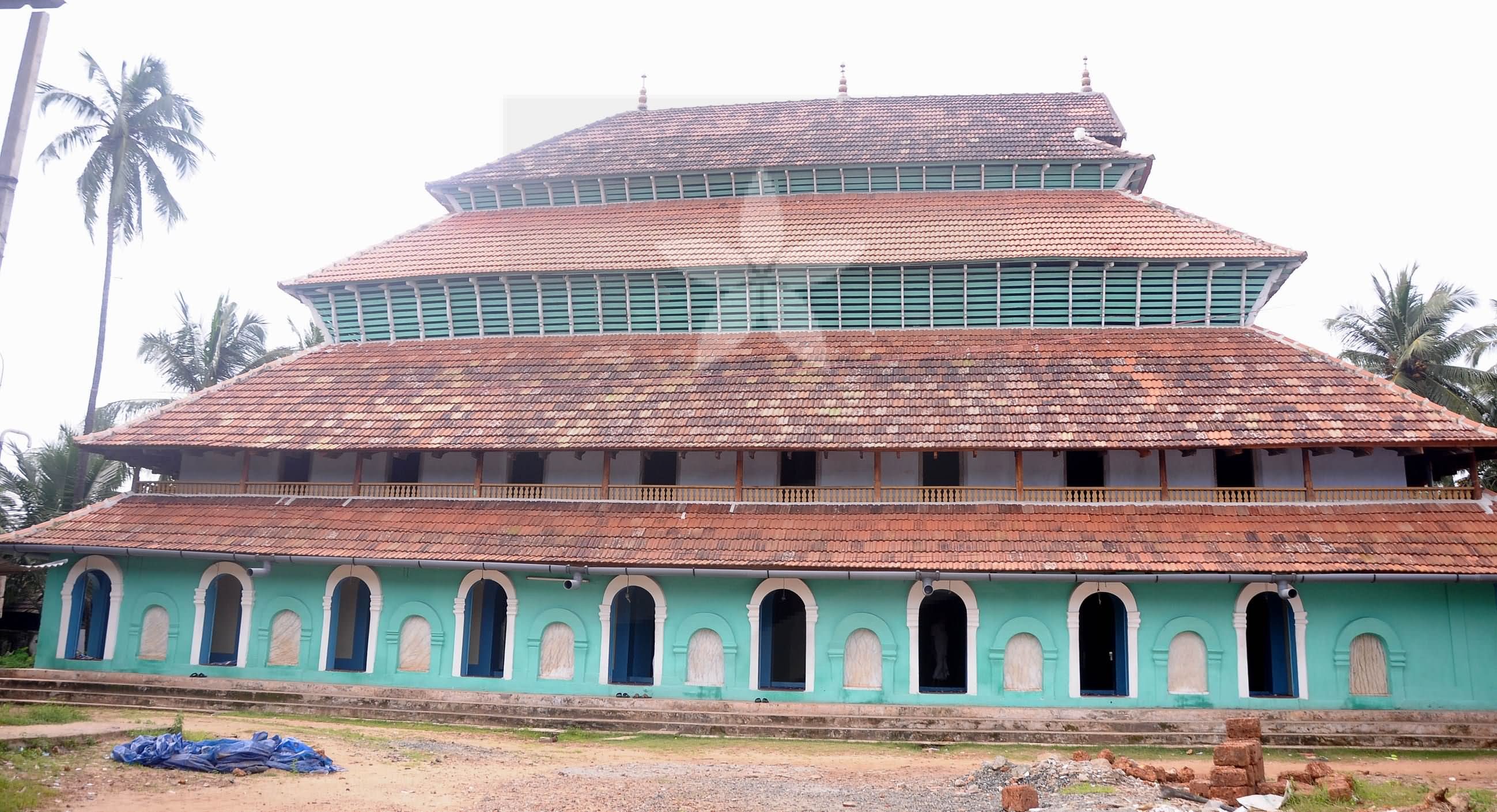 ambadi tourist home calicut